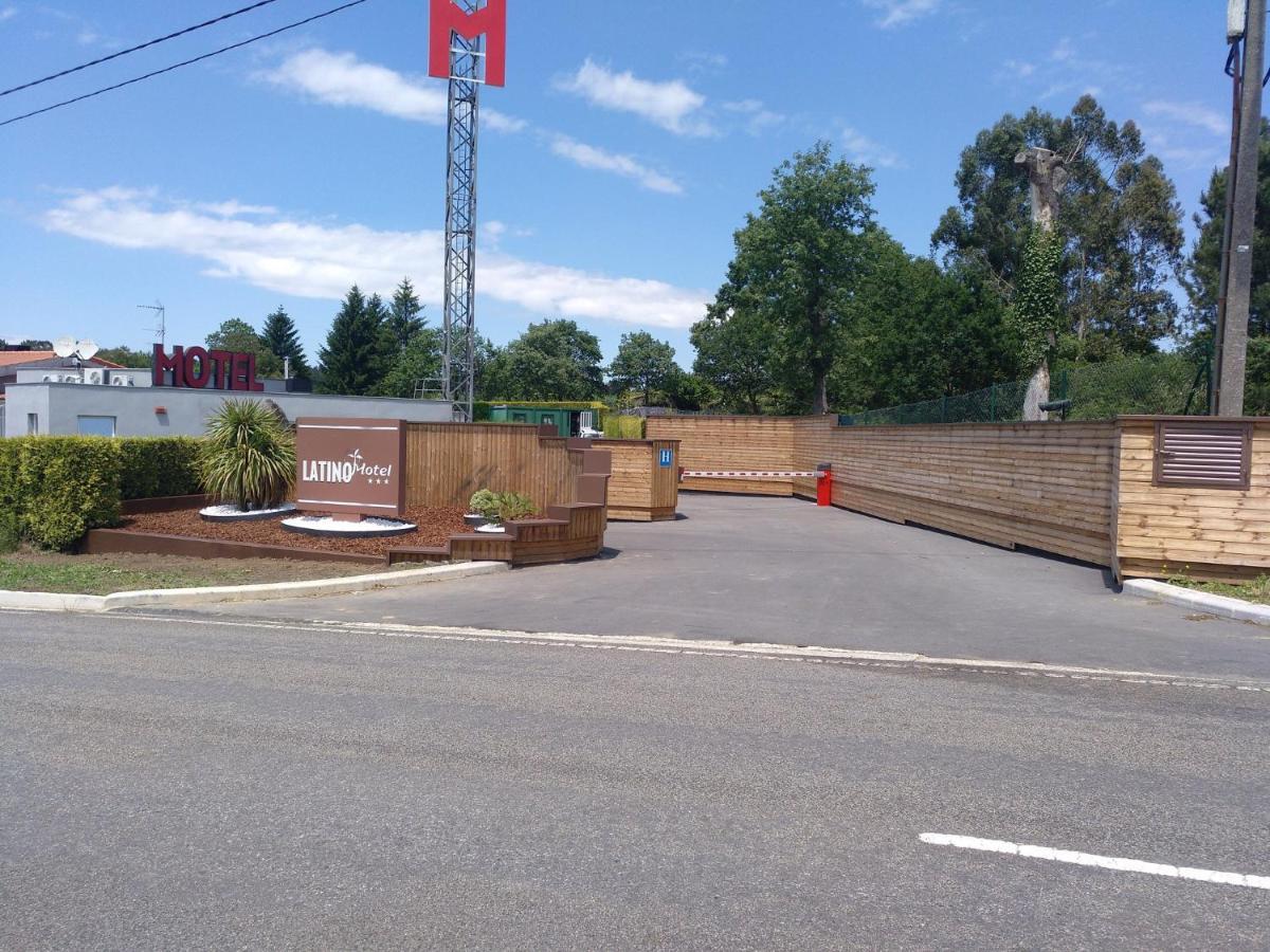 Motel Latino Llanera  Bagian luar foto